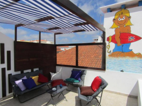 Гостиница West Coast Beach Hostel  Лориньян